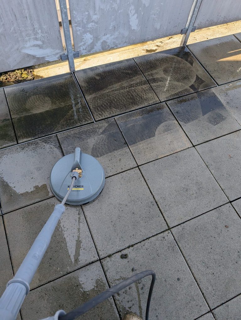 pflasterreinigung mit hochdruckreiniger